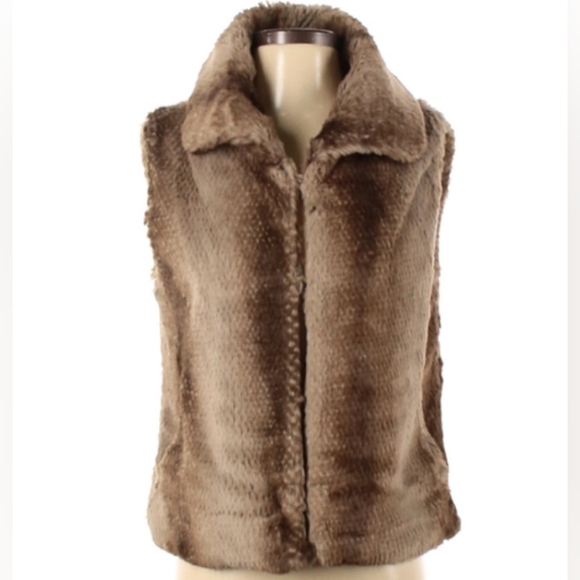 Plush Soft AQUA Label Designer Faux Fur Fall Winter Layer Vest Brown Tan Beige S - Picture 1 of 12